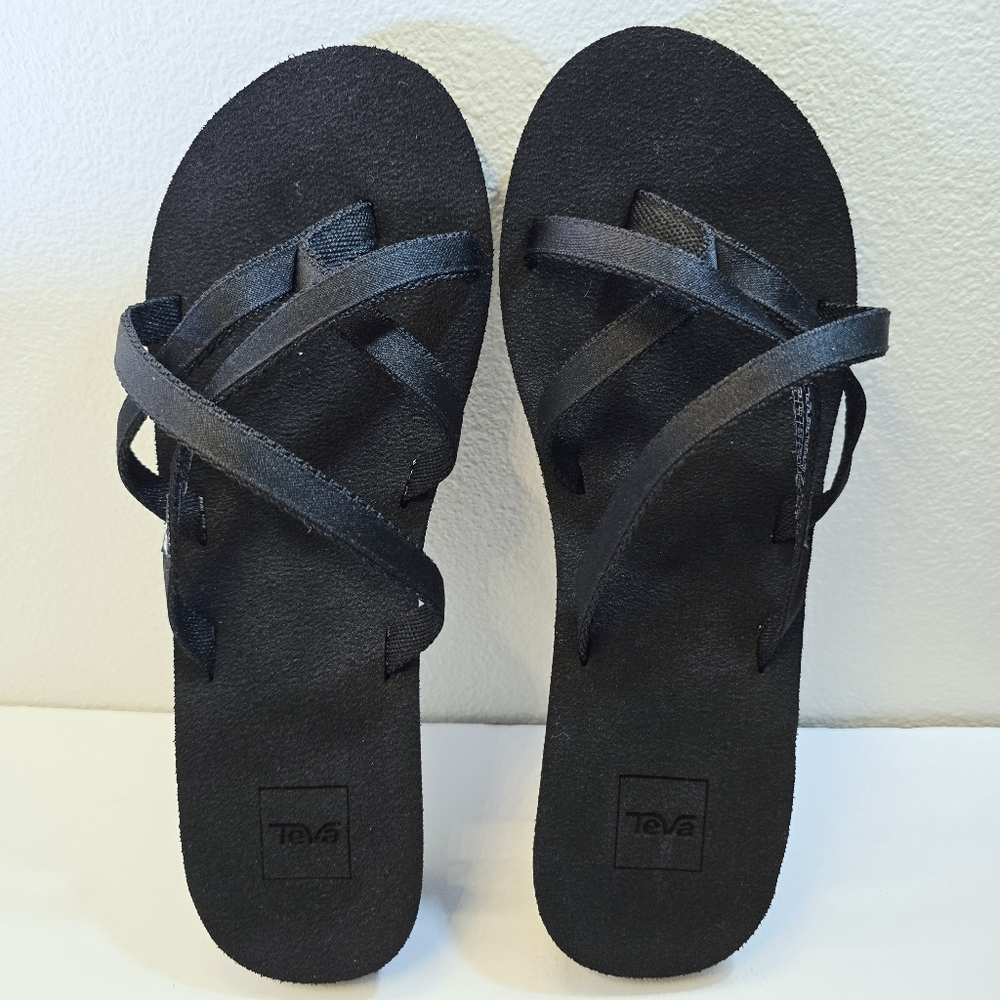 Teva olowahu black strappy wedge strappy sandals flip-flops size 9